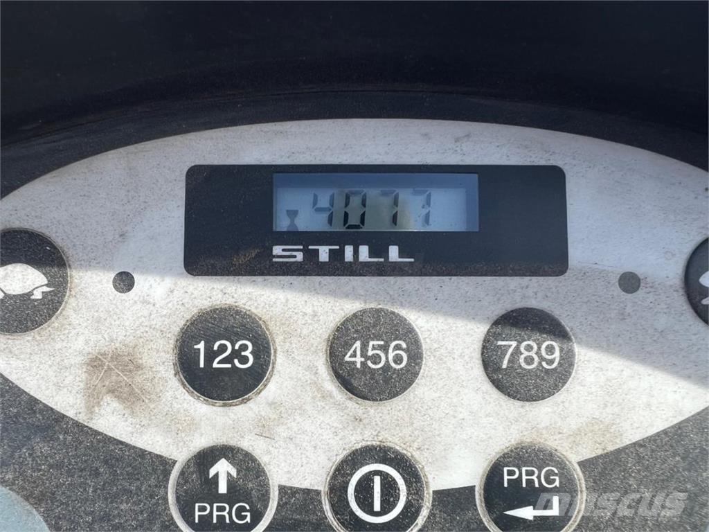 Still EXU-S 22 自走式堆積機
