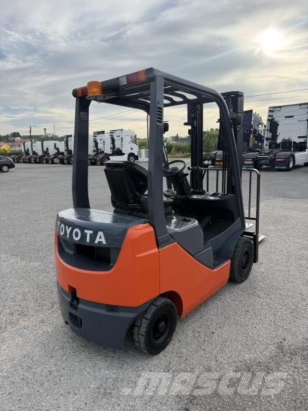 Toyota 8FDF18 Targoncák-Egyéb