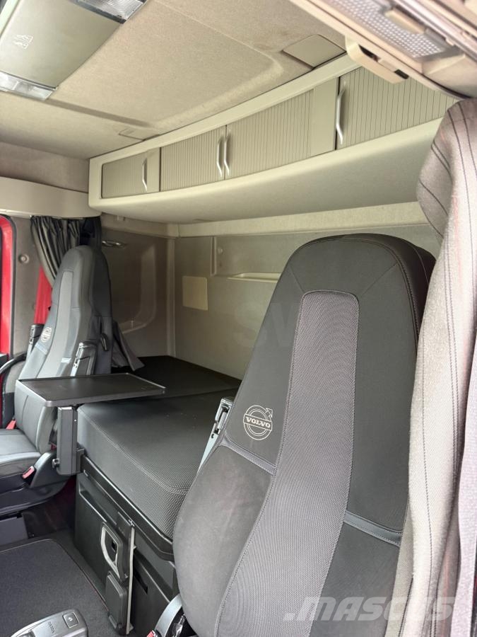 Volvo FH13 500 Vetopöytäautot