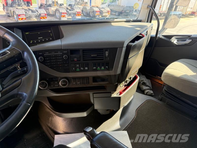 Volvo FH13 500 曳引機組件