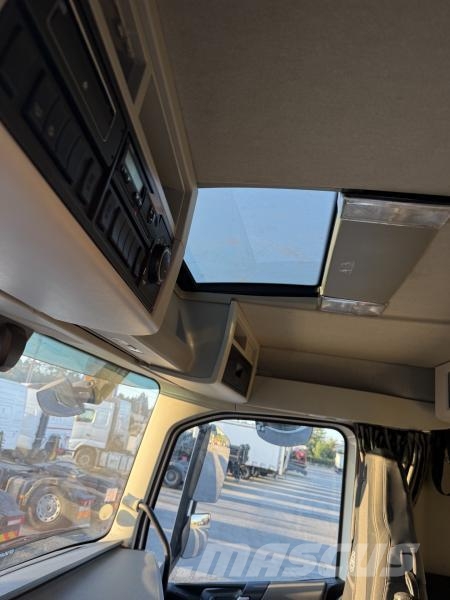 Volvo FH13 500 曳引機組件