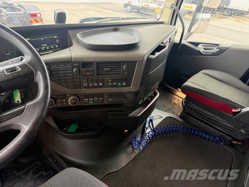 Volvo FH13 500 Vetopöytäautot