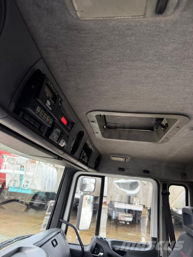 Volvo FL6 220 Hűtős