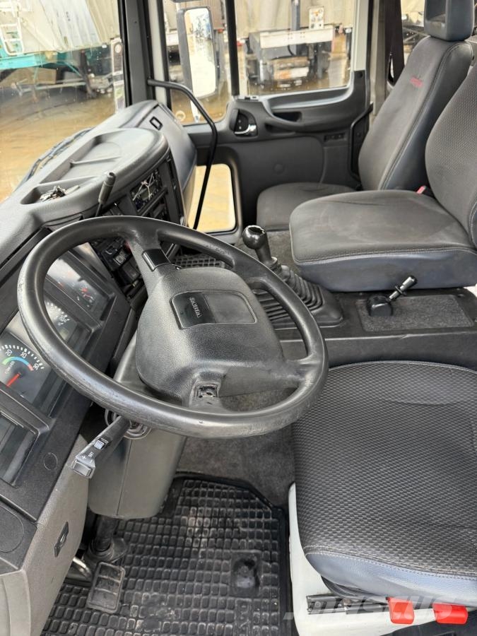 Volvo FL6 220 Φορτηγά Ψυγεία