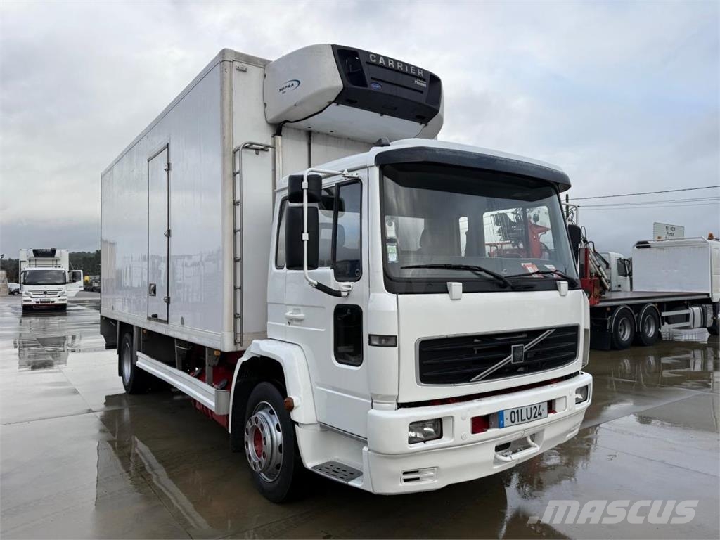 Volvo FL6 220 شاحنات بدرجة حرارة قابلة للضبط