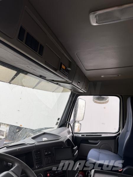 Volvo FM13 440 Tipper trucks