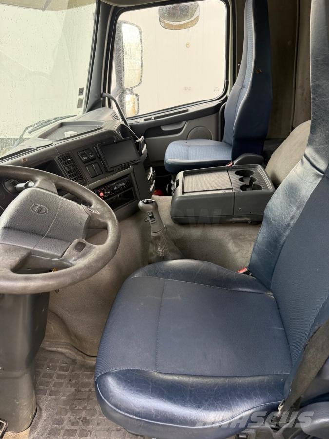 Volvo FM13 440 Tipper trucks