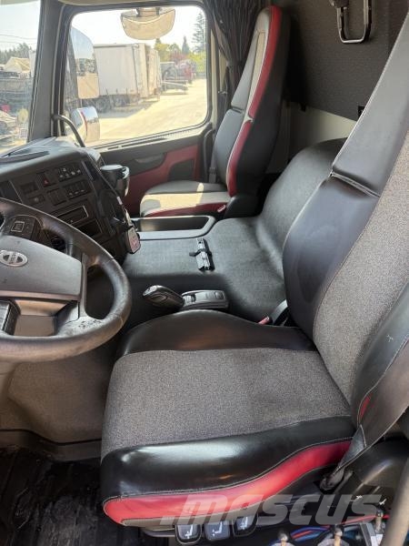 Volvo FMX 460 Tipper trucks