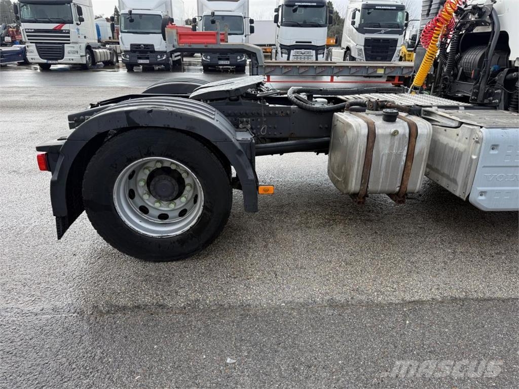 Volvo FMX 500 Tractor Units