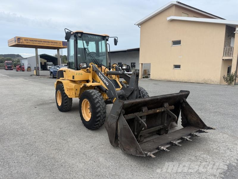 Volvo L 30 Minicargadoras