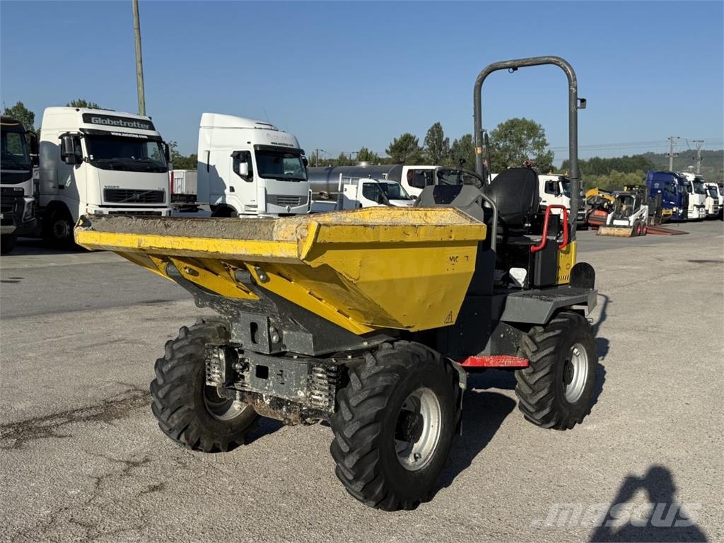 Wacker Neuson DW 30 Vehículos compactos de volteo