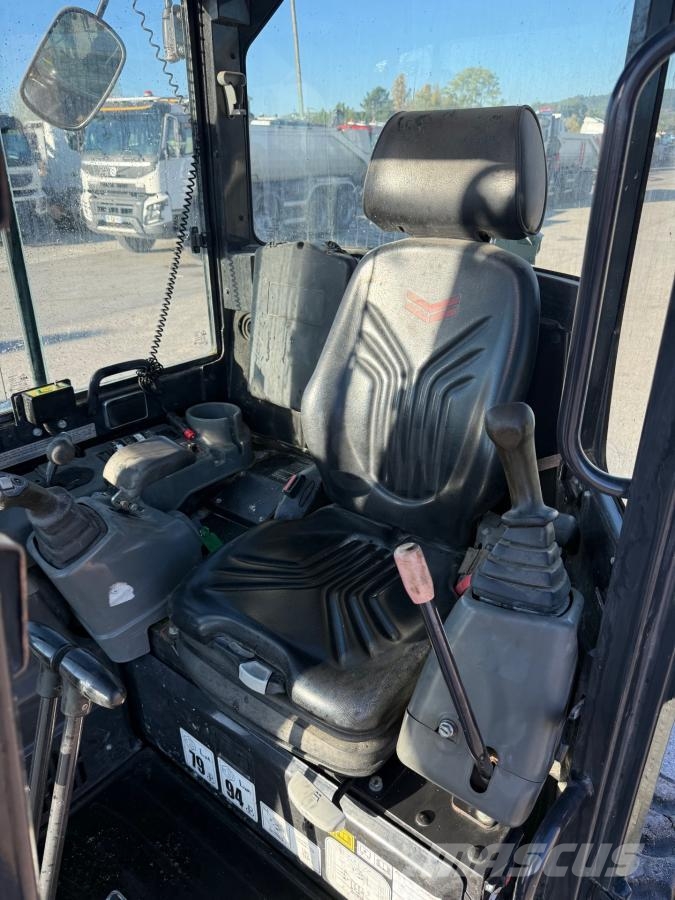 Yanmar ViO50 Мини-экскаваторы