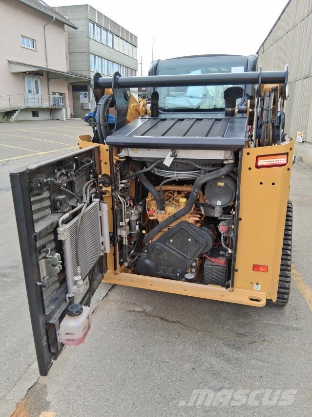 CAT 255 High Flow Neu Skid steer loaders