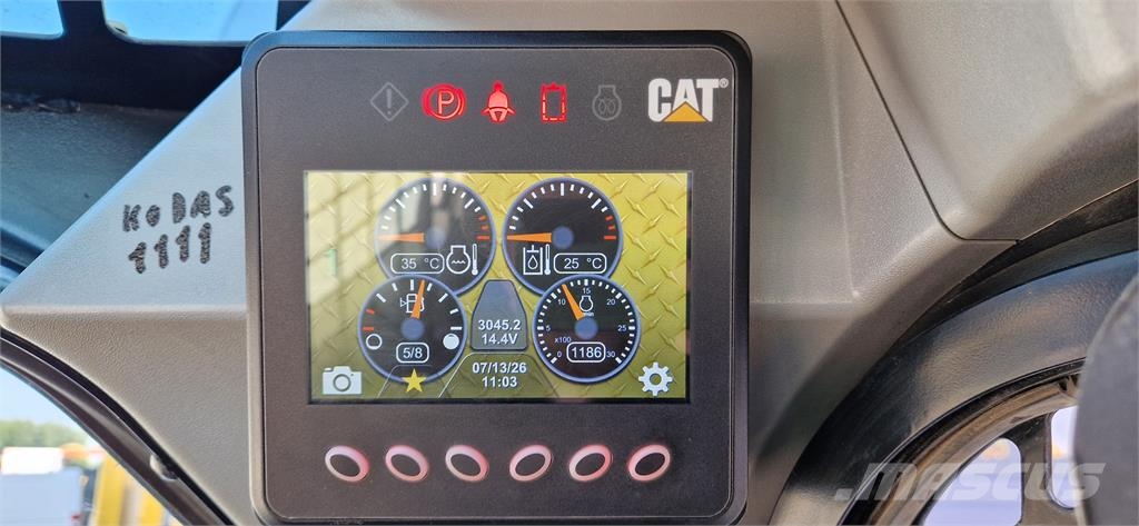 CAT 289D3 لوادر انزلاقية التوجيه