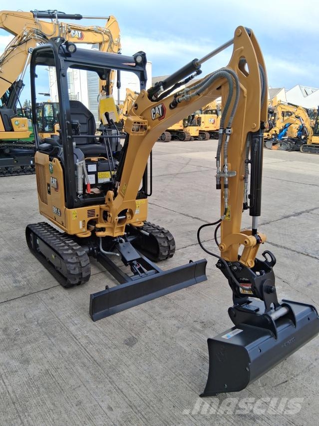 CAT 301.5 / PTS4.5 MS01 Demo 소형 굴삭기 7톤 미만