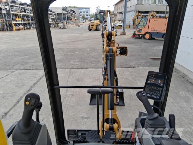 CAT 301.5 / PTS4.5 MS01 Demo 소형 굴삭기 7톤 미만
