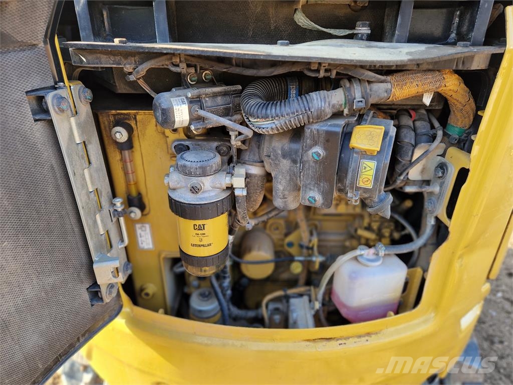 CAT 301.6 Mini excavadoras < 7t