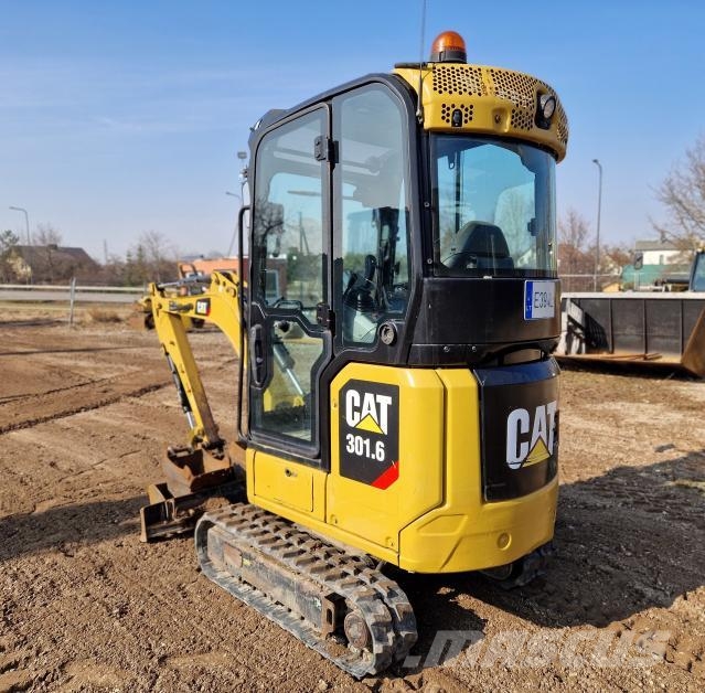 CAT 301.6 Mini excavadoras < 7t