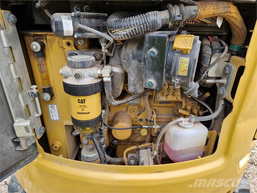 CAT 301.6 Mini excavadoras < 7t