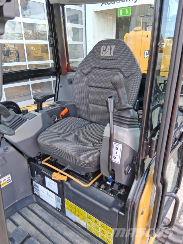 CAT 302.7 CR / PTS030 HS03 Demo ミニ油圧ショベル 7t以下（ミニユンボ・ミニディガー）