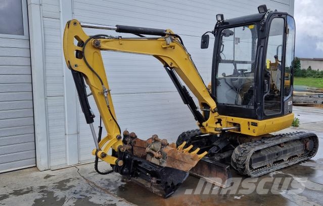 CAT 302.7D حفارات صغيرة أقل من 7 طن (حفارات صغيرة)
