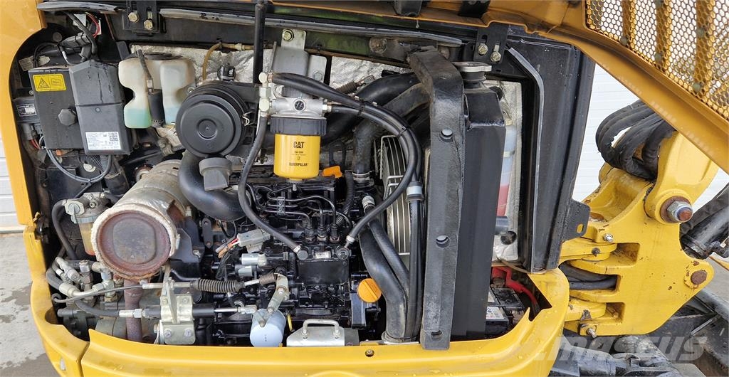CAT 302.7D حفارات صغيرة أقل من 7 طن (حفارات صغيرة)