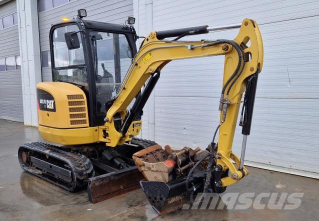 CAT 302.7D حفارات صغيرة أقل من 7 طن (حفارات صغيرة)