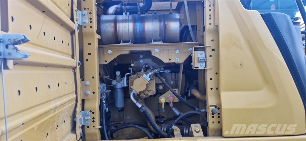 CAT 320 Bandgrävare