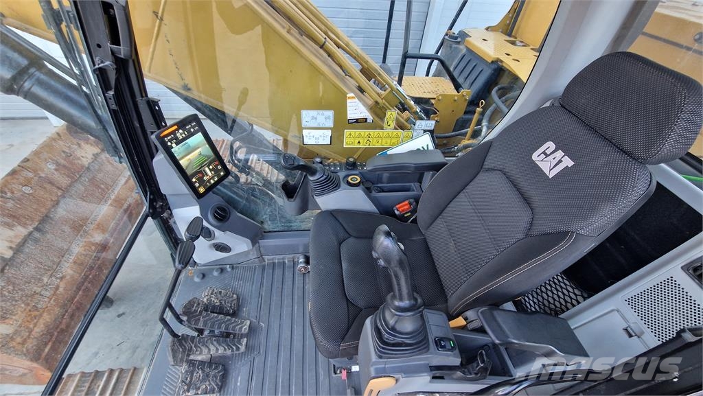 CAT 320 Bandgrävare