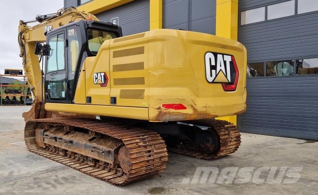 CAT 320 Roomikekskavaatorid
