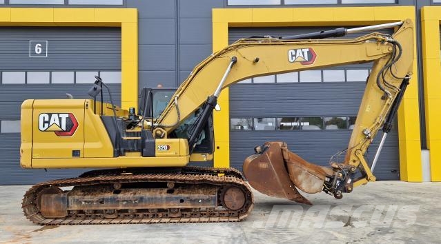 CAT 320 Roomikekskavaatorid