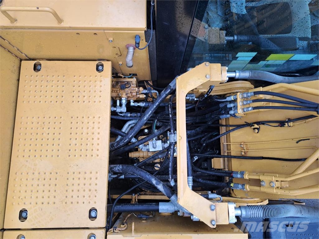 CAT 320EL Paletli ekskavatörler