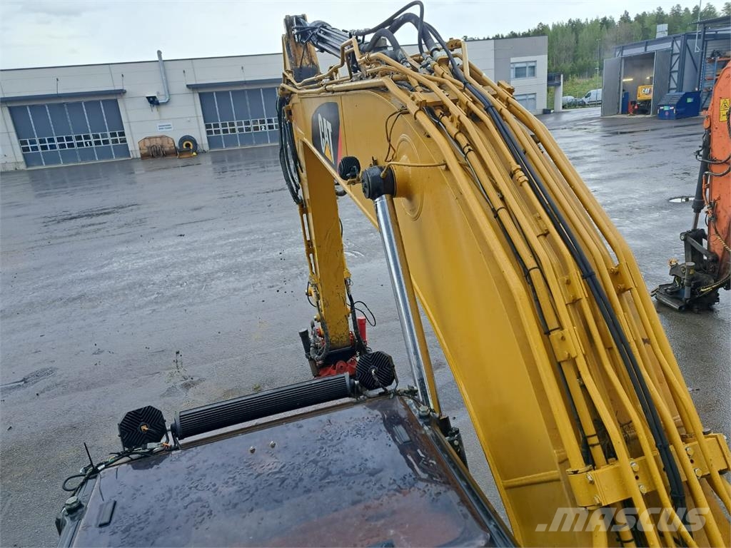 CAT 320EL Paletli ekskavatörler