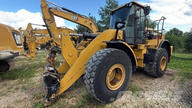 CAT 962M Iekrāvēji uz riteņiem