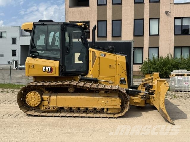 CAT D3-12LGP with 3D system بلدوزرات مجنزرة
