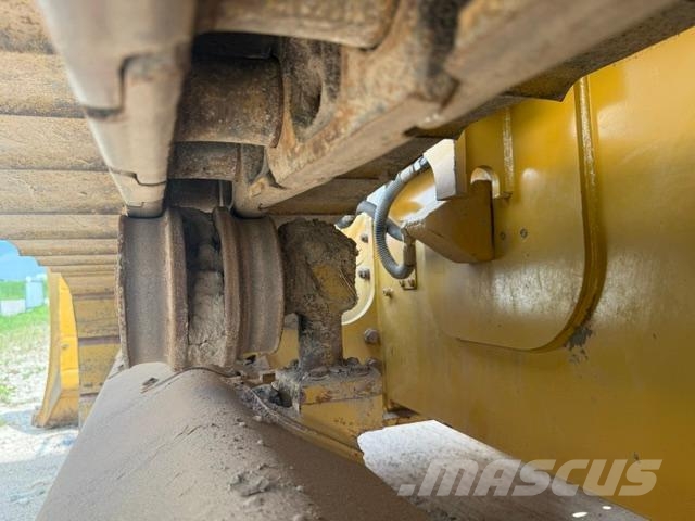 CAT D3-12LGP with 3D system بلدوزرات مجنزرة