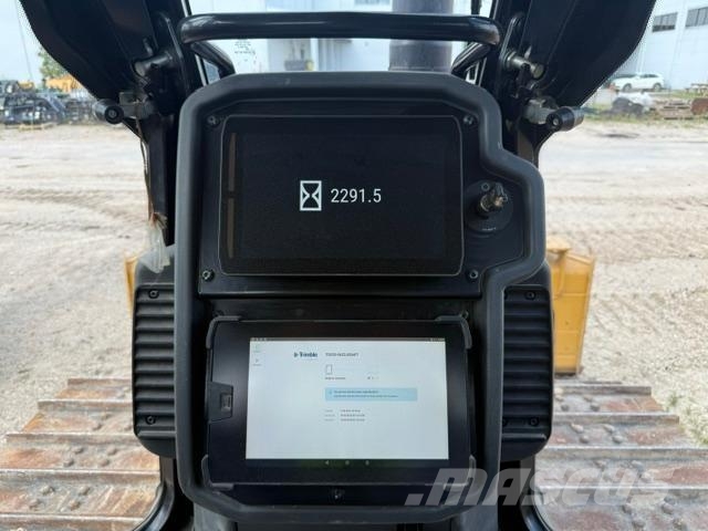 CAT D3-12LGP with 3D system بلدوزرات مجنزرة