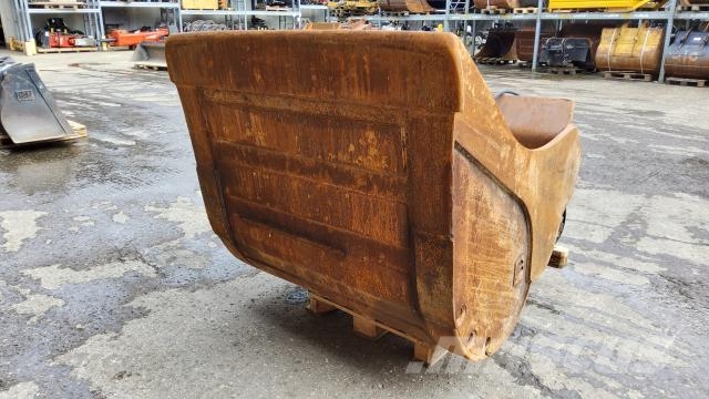 CAT SL 1600mm CW55s Buckets