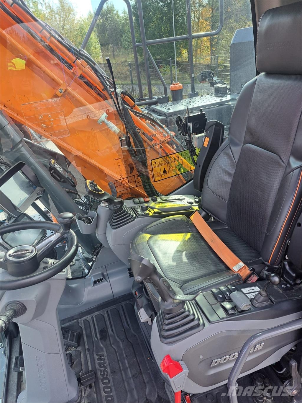 Doosan DX170W-7 Pyöräkaivukoneet