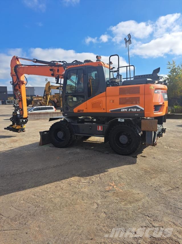 Doosan DX170W-7 Pyöräkaivukoneet