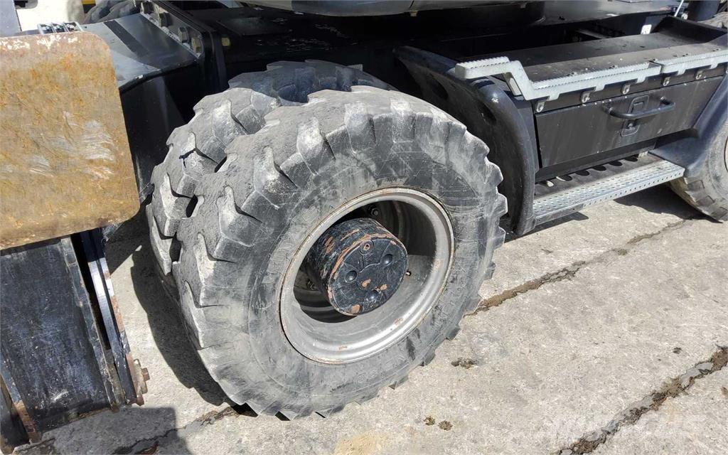 Hydrema MX16 Excavadoras de ruedas