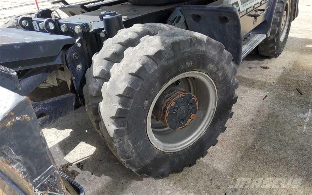 Hydrema MX16 Excavadoras de ruedas