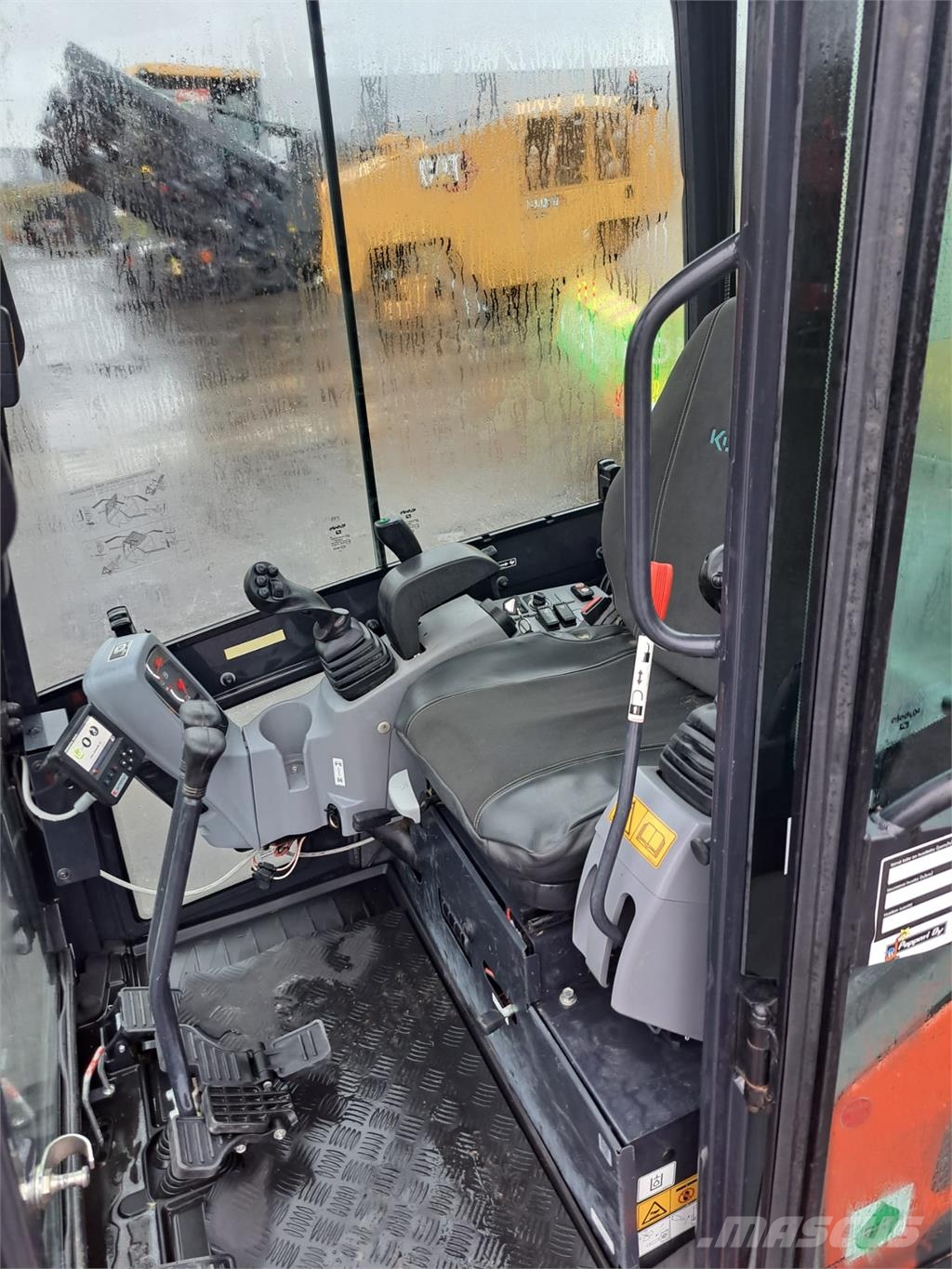 Kubota KX019-4 حفارات صغيرة أقل من 7 طن (حفارات صغيرة)