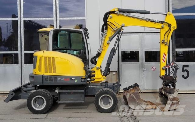 Wacker Neuson EW65 حفارات بعجل