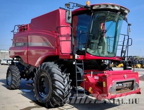 Case IH 5130 Axial-Flow Mähdrescher
