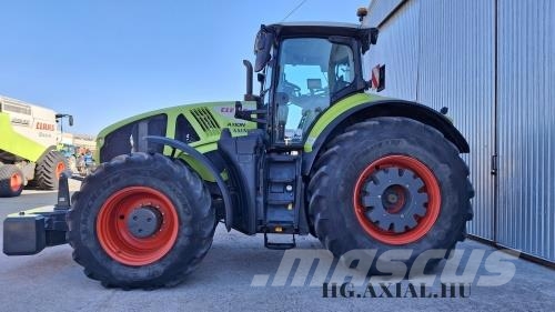 CLAAS Axion 930 Tractoren