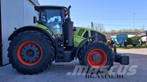 CLAAS Axion 930 Tractoren