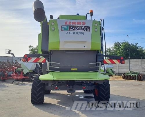 CLAAS Lexion 650 Kombinované zberacie stroje