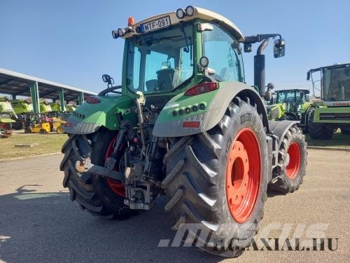 Fendt 720 Vario SCR الجرارات