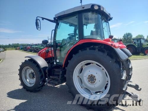 Massey Ferguson 5610 الجرارات